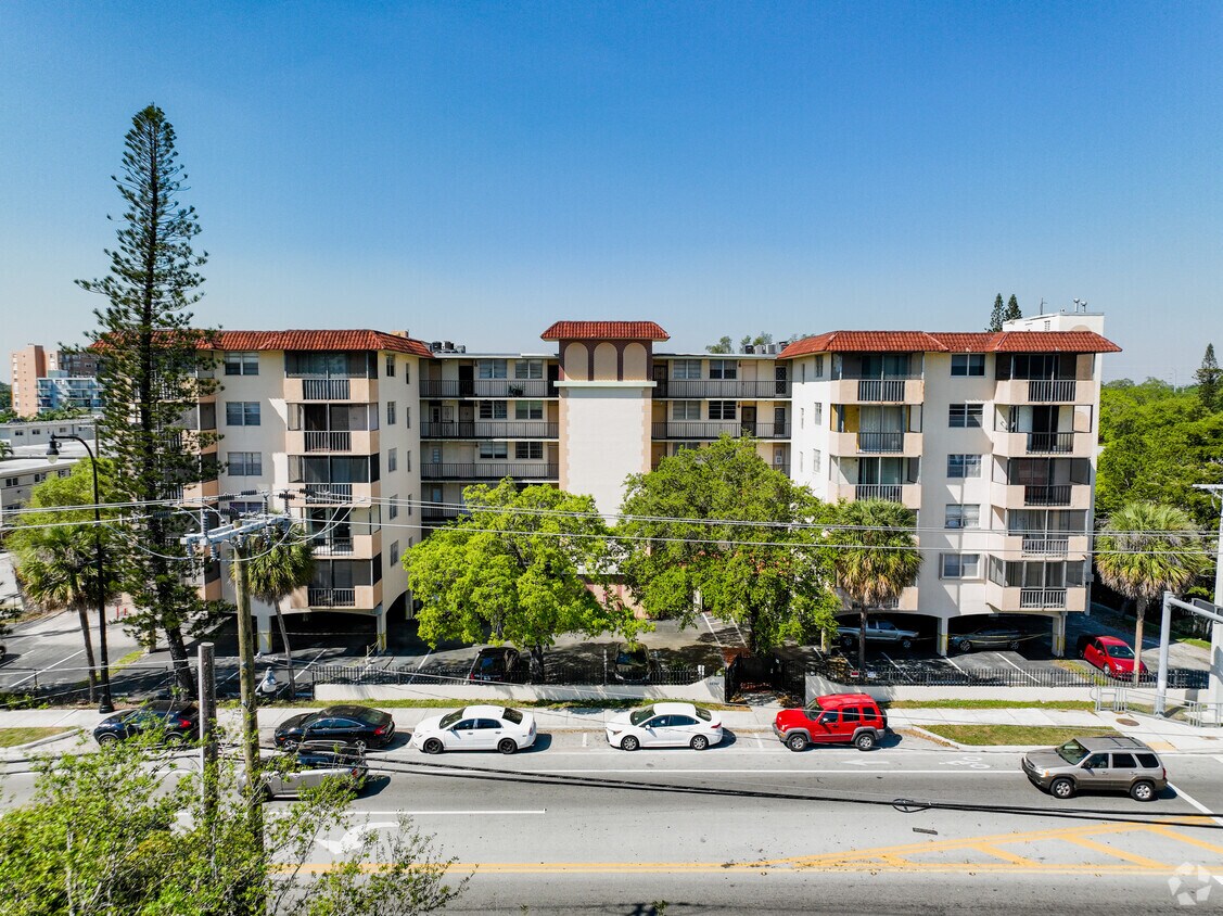 Building Photo - Coronado Towers