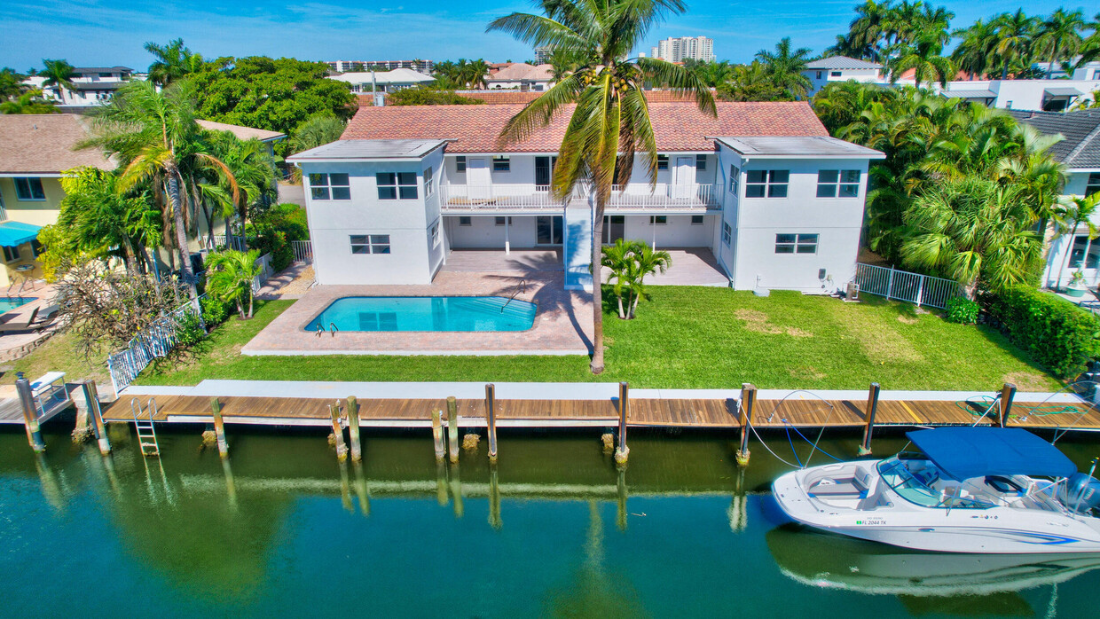 Foto principal - 1114 Bel Air Dr