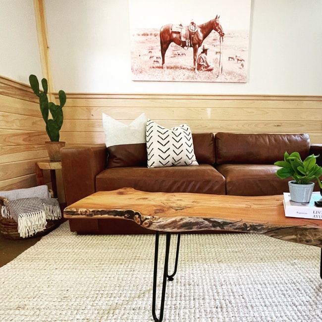 Building Photo - 10 Elizabeth Ln