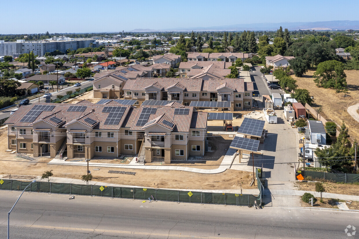 Construction 5/2022 - Sanger Crossing Apartments