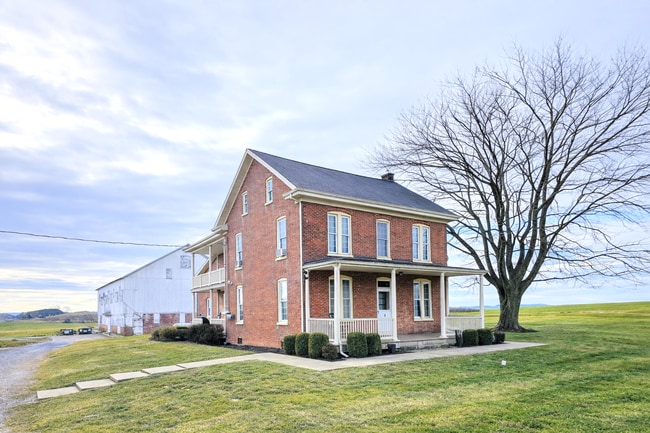 Building Photo - 397 Charlestown Rd