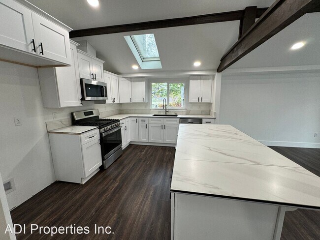 Foto del edificio - 3 br, 2 bath House - 10054 SW 35th Ave