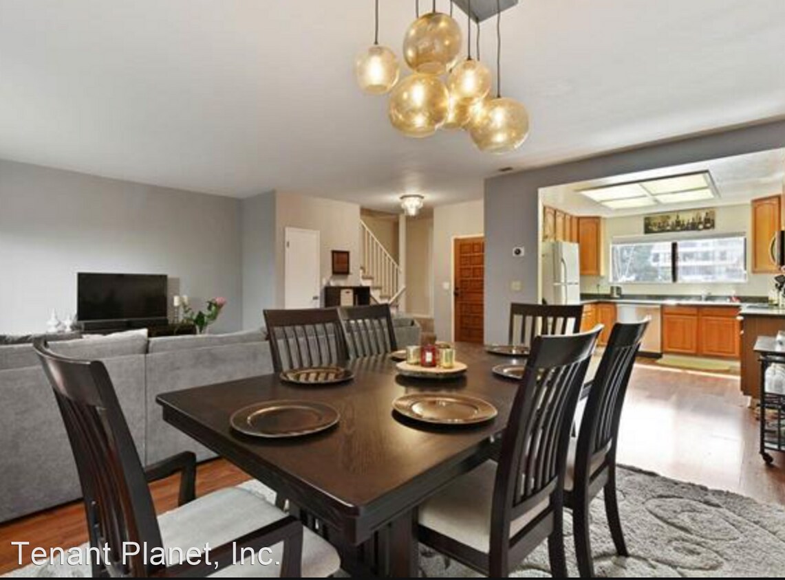 Foto principal - 3 br, 2.5 bath House - 54 Chumalia St Unit 03