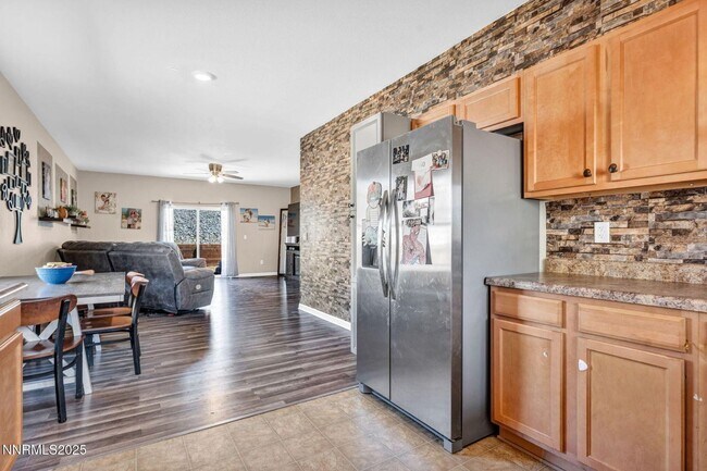 Foto del edificio - Great Location - Centrally Located - Quick...