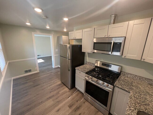 Foto del edificio - Newly Renovated 3 Bedroom in Silver Spring