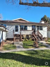 Building Photo - 2814 Parklake Dr