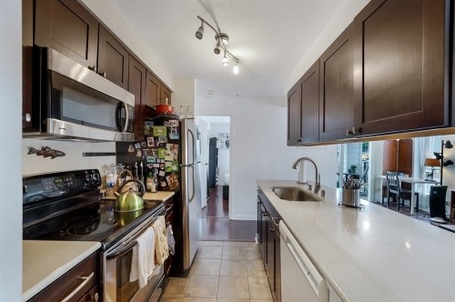 Building Photo - Hayes Court Condo in Westlake - 2 bedrooms