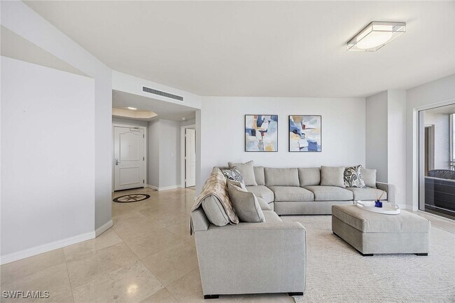 Foto del edificio - 4801 Bonita Bay Blvd