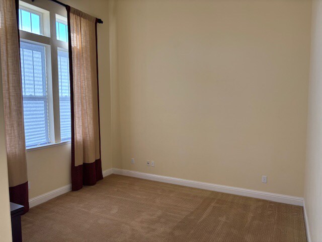 Foto del edificio - 1541 Biarritz St