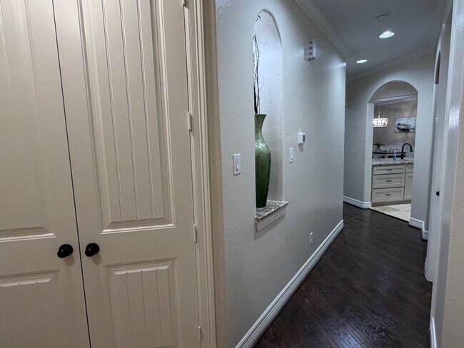 Building Photo - 2112 Fm 3186