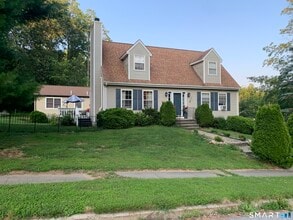 Building Photo - 160 Russell St