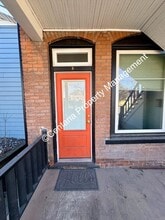 Building Photo - 722 S Montana St