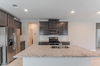 Building Photo - 9327 Colonial Bent Pl