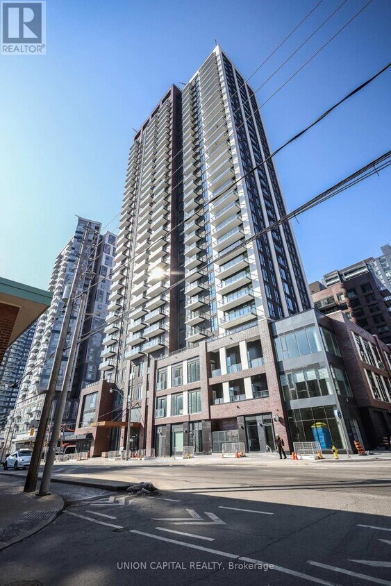 Photo principale - 130-1130 River St