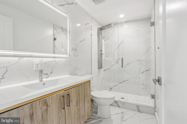 Building Photo - 1201 Vine St