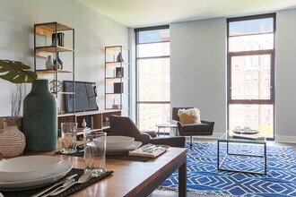 Interior Photo - International