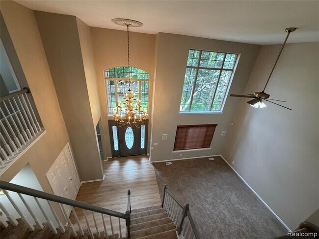 Foto del edificio - 27424 Rosewood Ct