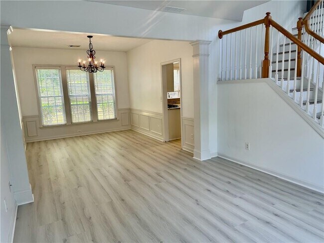 Building Photo - 2555 Haddenham Ln