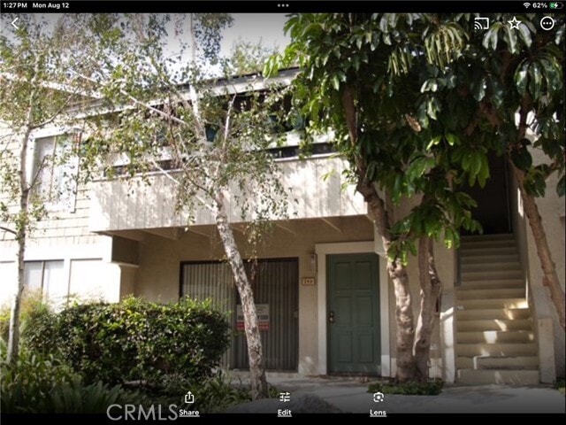 Primary Photo - 259 Streamwood