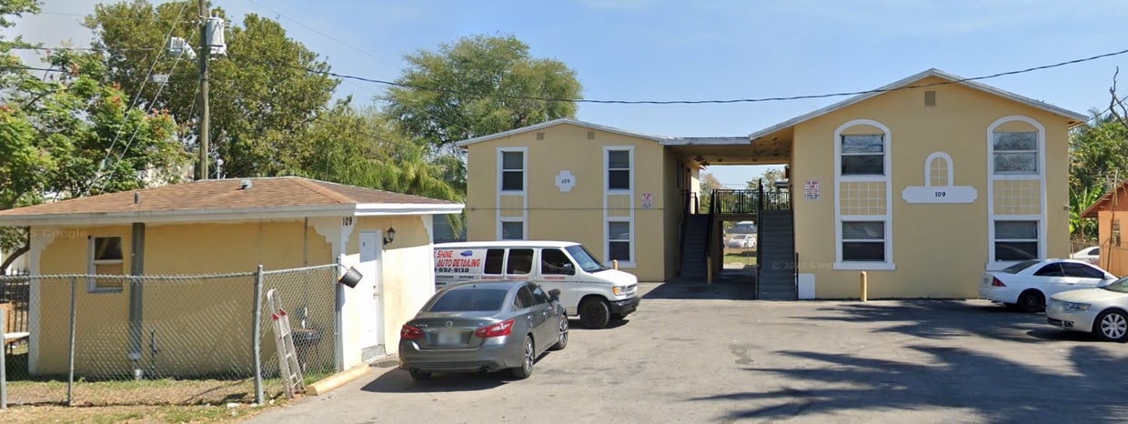 Building Photo - 109 NW 8th St
