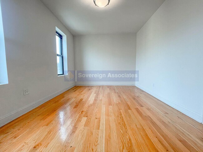 Foto del edificio - 615 Fort Washington Avenue