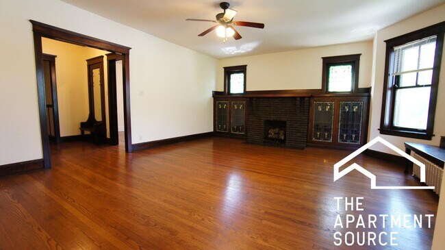 Foto del edificio - 2825 W Logan Blvd