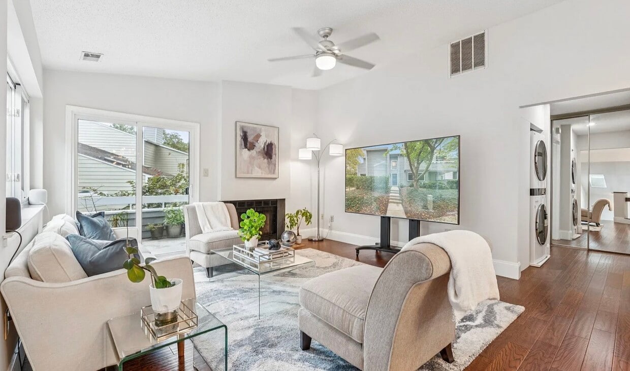 Foto principal - 1904 Villaridge Dr