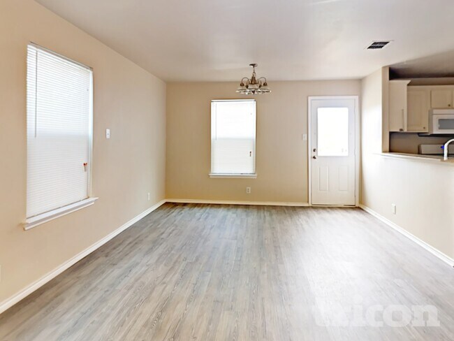 Foto del edificio - 5614 Red Canyon