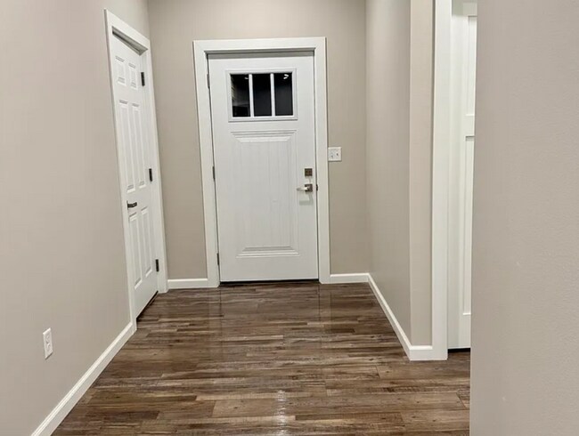 Foto del edificio - 1120/1122 Carl Rd