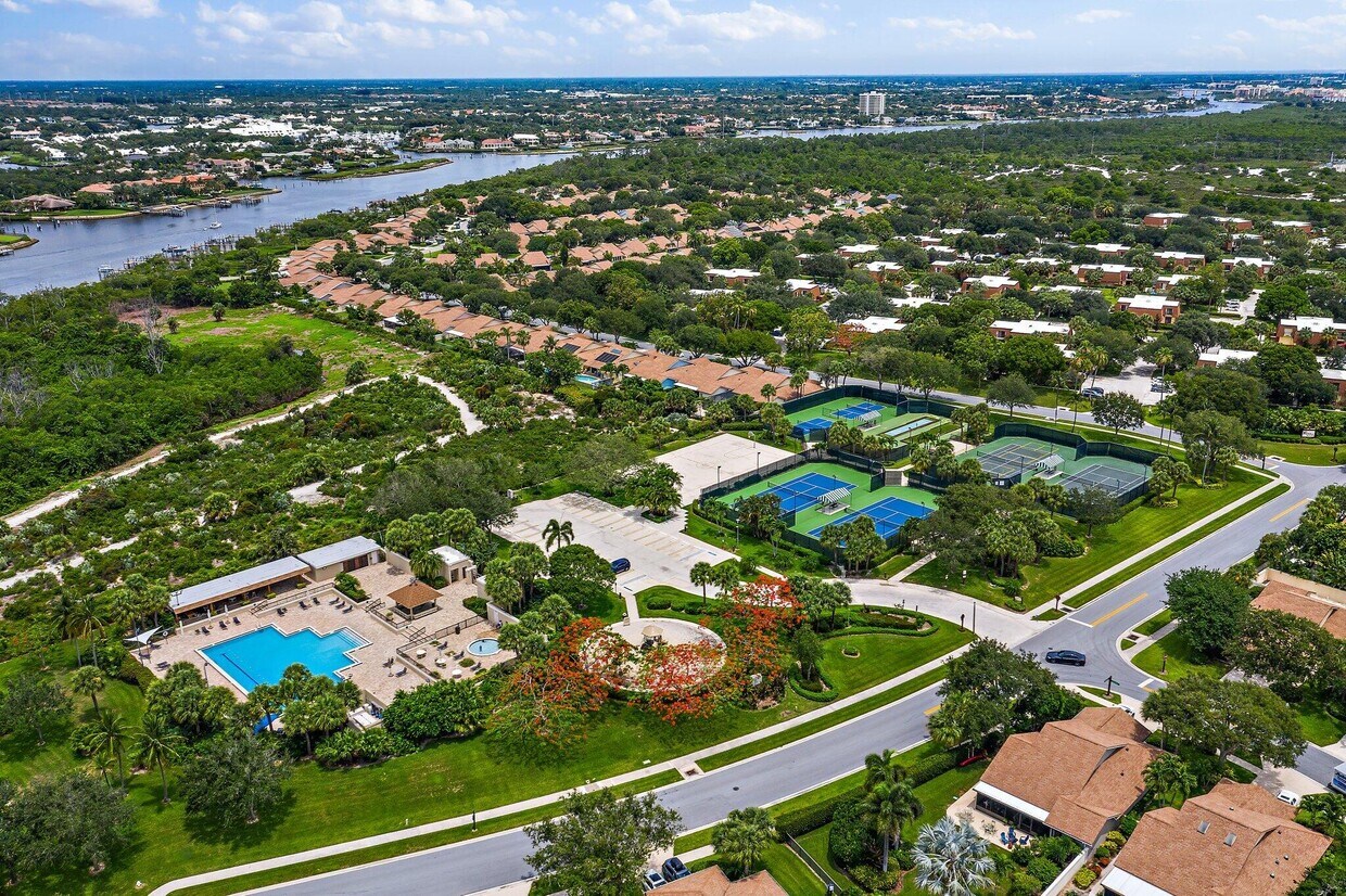 Foto principal - 2410 24th Ct