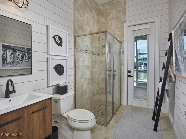 Foto del edificio - 4419 Crayton Rd