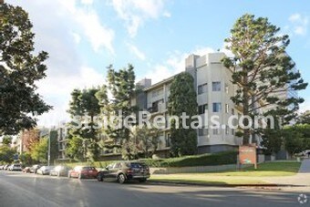Foto principal - 10969 Wellworth Ave