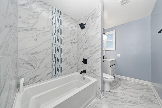 Building Photo - 1504 Hanover St