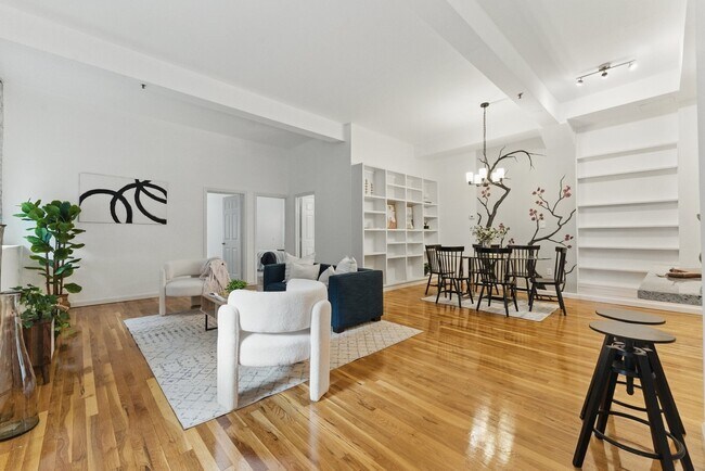 Building Photo - 70 Harvey St