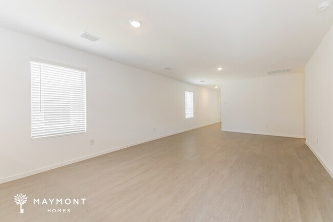 Foto del edificio - 812 Dressage Ln