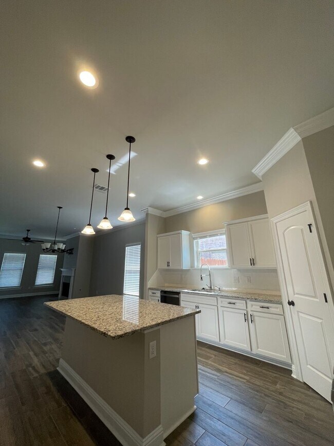 Building Photo - 4 BEDROOM~BUILT IN 2020~WILLOW HEIGHTS OF ...