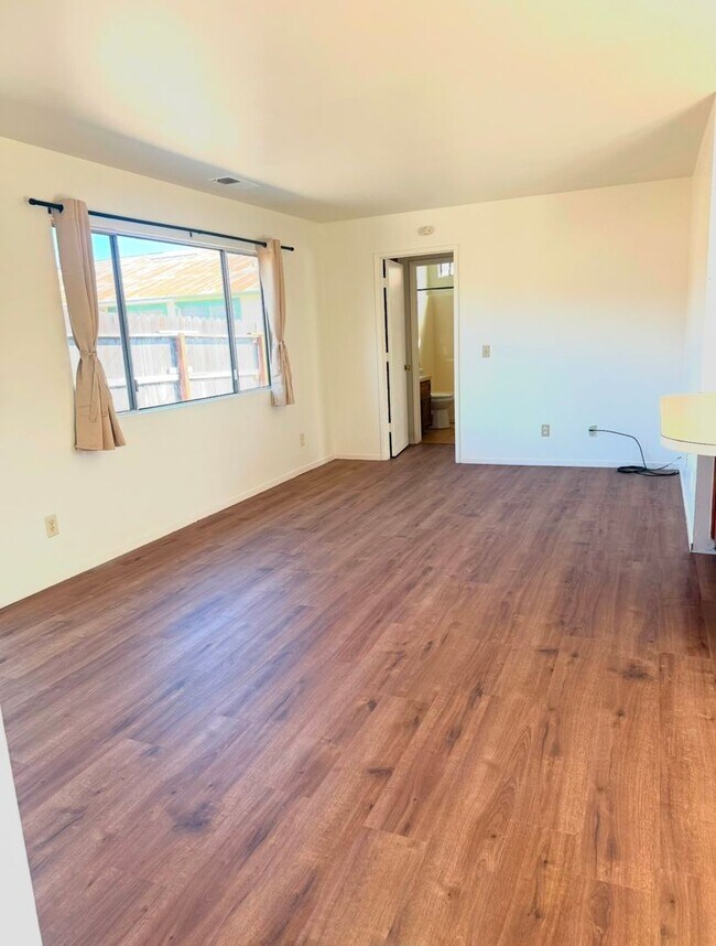 Foto del edificio - Charming 2 Bedroom, 1 Bathroom Home