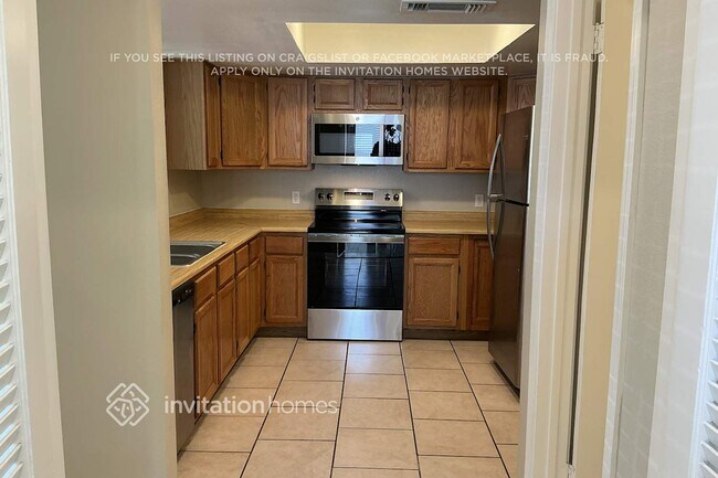 Foto del edificio - 1541 E Laurel Ave