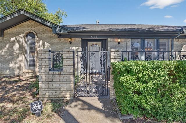 Building Photo - 3533 Chellen Dr