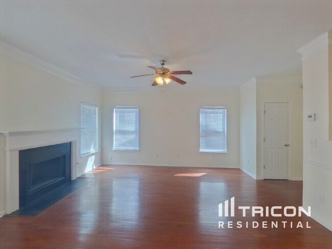 Building Photo - 6503 Grey Fox Way