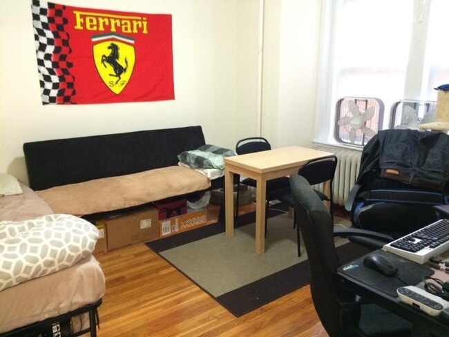 Building Photo - bedroom in Boston MA 02215
