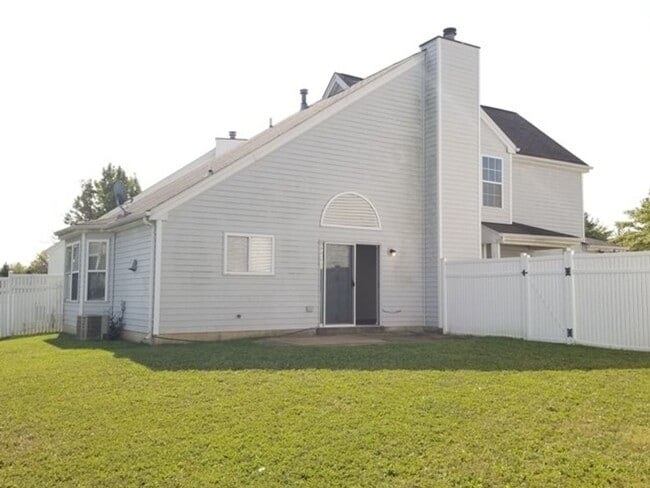 Building Photo - Nice Large House for Rent in North County