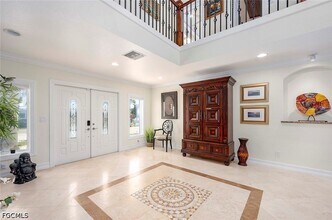 Building Photo - 5208 SW 8th Ct