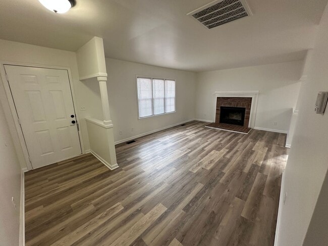 Building Photo - Steuben Rd-1434