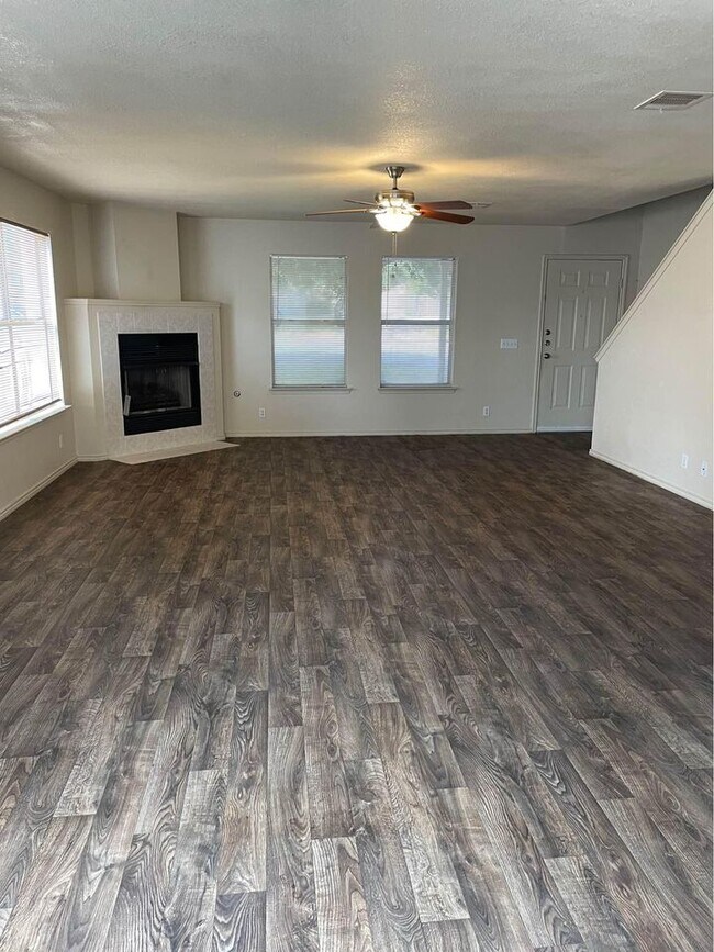 Foto del edificio - 20805 Trotters Ln