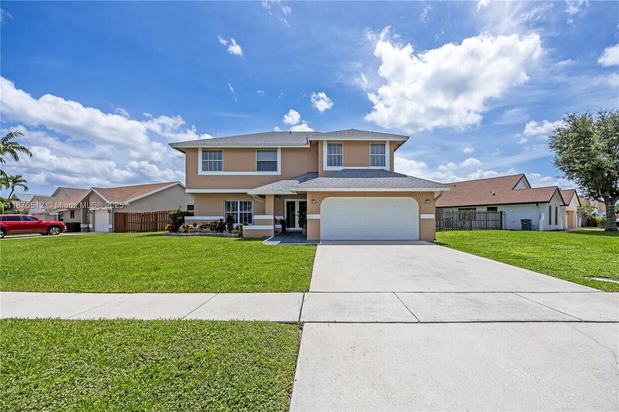 Foto principal - 22341 Sea Bass Dr