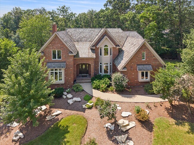 Building Photo - 9336 Falling Waters Dr W
