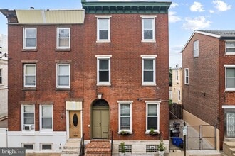 Building Photo - 308 N 39th St