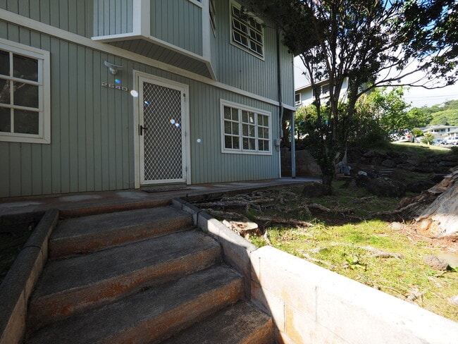 Building Photo - 2640 Ipulei Pl