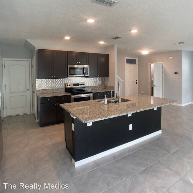 Building Photo - 4 br, 2.5 bath House - 3134 Timber Hawk Cir